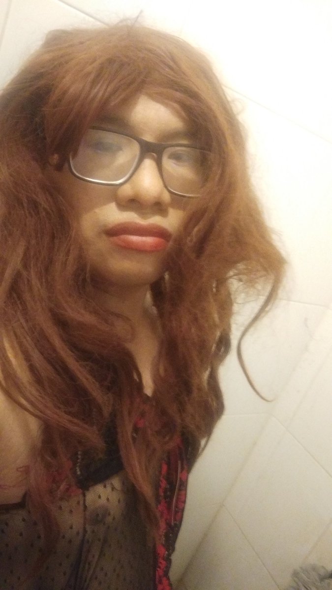 Selene Mc tweet media