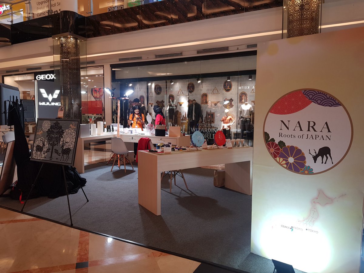 NaraExhibition's tweet photo. Nara Prefecture Product Exhibition start today! You can learn Japan's former capital city history and their local products here. We will also be giving away candies from Nara to visitors who visit our booth. So please come! ^^ #TransStudioBandung https://t.co/yYgqLoZvdJ
