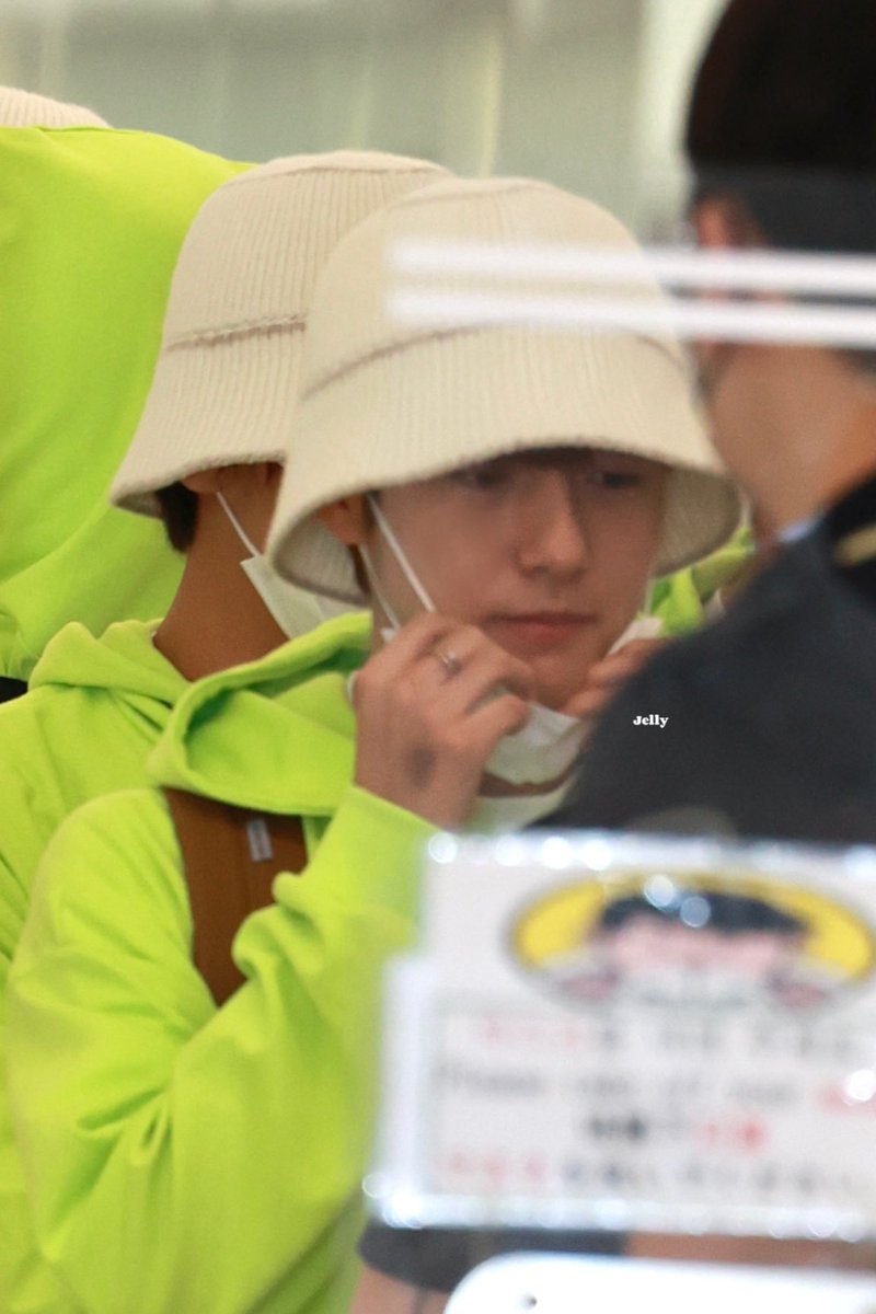 huangnjuni's tweet photo. renjun haechan dua kesayanganku sehat selalu yaa, semoga tahun depan kita bisa bertemu:( terimakasii udah bikin aku bahagia dan lupa sama keadaanku yang sulit.. makasi udah ngajarin aku kuat hehee... i love u so much ✨💗 https://t.co/v4AKwltQxl