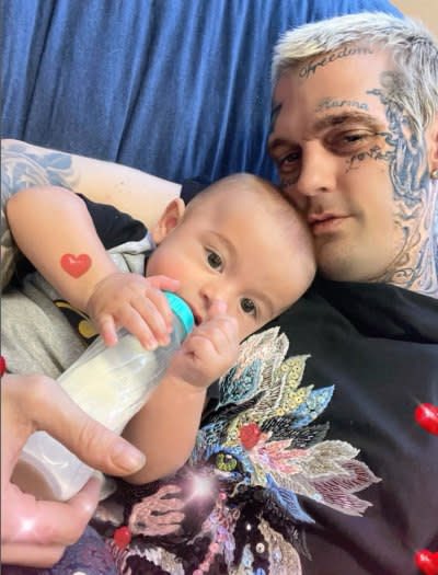 Let s wish Aaron Carter son a Happy Birthday for him. Happy 1st Birthday Prince. 