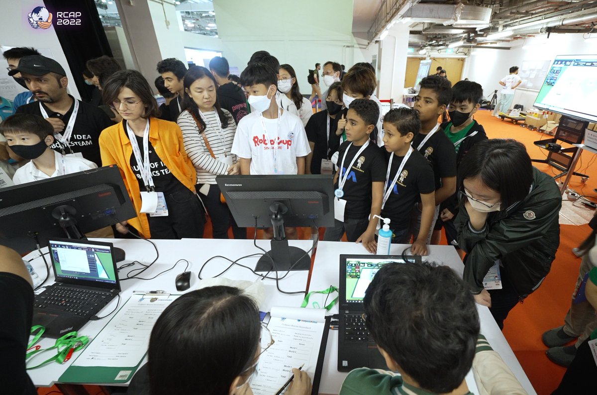 RoboCupAP's tweet image. 𝗛𝗶𝗴𝗵𝗹𝗶𝗴𝗵𝘁𝘀 𝗼𝗳 𝗥𝗖𝗔𝗣 𝟮𝟬𝟮𝟮 𝗖𝗼𝗦𝗽𝗮𝗰𝗲 𝗙𝗶𝗻𝗮𝗹𝘀 (𝟲)

#RoboCup #RCAP #rcap2022 #RCAPacademy #cospace #CoSpaceRobot #EduTECHAsia #singapore #ai #robots #cs #computerscience #future #autodriving #Rescue #ADC #AutoDriving #Challenge #Tesla #Travel #Education