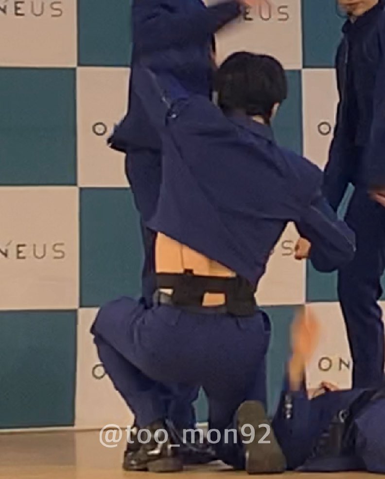 221122 ONEUS Dopamineリリイベ
@セブンパーク天美

ミニライブ 

もはや出てるのがデフォになってておもしろい

#원어스 #ONEUS #ウォノス #서호 #seoho #ソホ