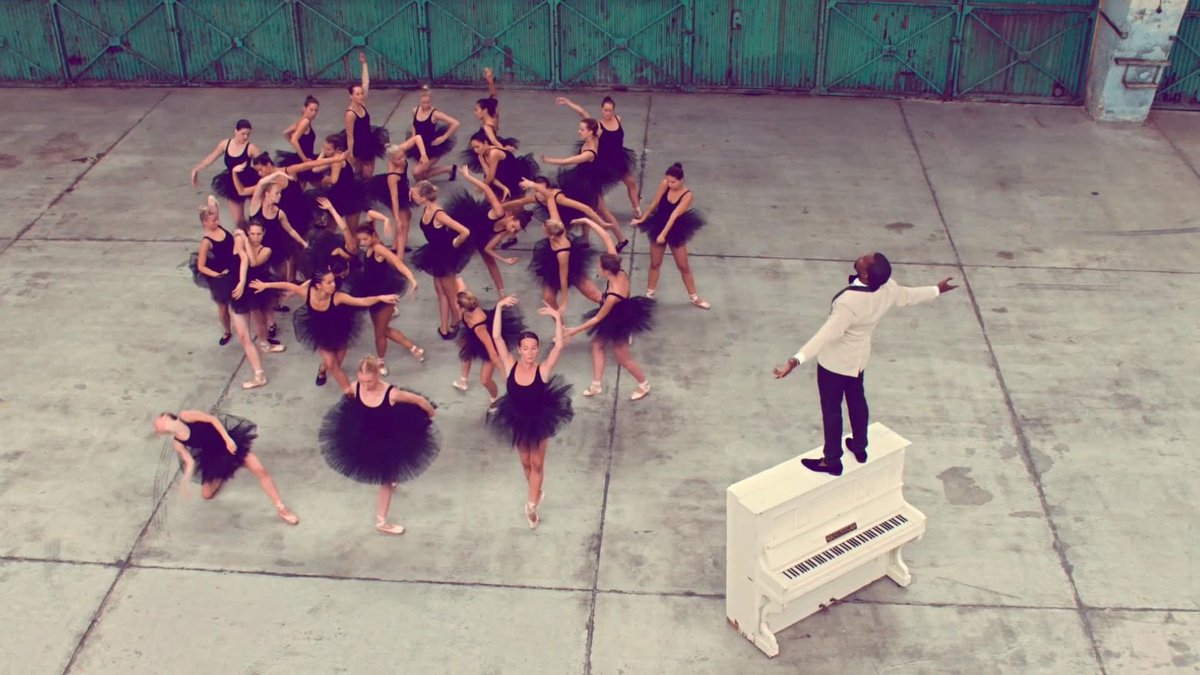 yzyupdates's tweet image. 12 years of MBDTF 🍷