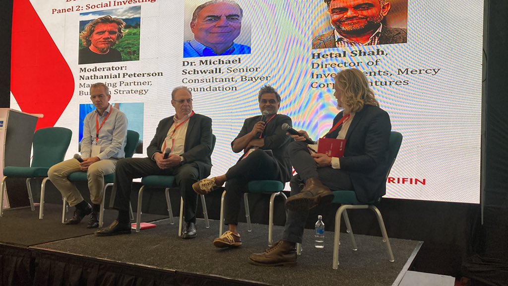 victoriaclause's tweet photo. Excited for this next panel on “Social investing and climate finance!” @burgeonstrategy @RaboAg @BayerFoundation @MCSocialVenture @MercyCorpsAFA #AgriFinALE2022 https://t.co/Xw39pw8ITm