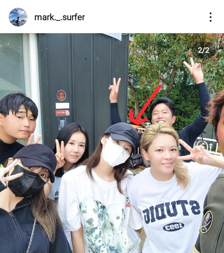 ZHRM6yvD7gOyZgb's tweet photo. Oooo both wearing cap and white T-shirts today.
π³π³
#marksana #MarkTuan #sana https://t.co/CRV2EY0Fvw