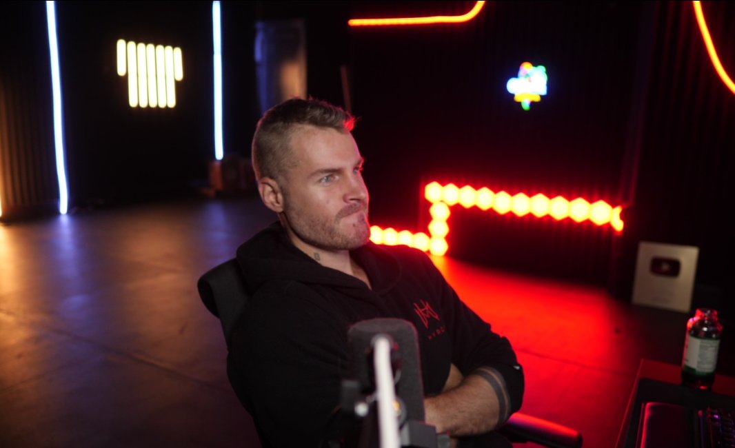 Emergency no sunglassess no hyucks video uploading on why crypto MOST LIKELY has a long way to go to a bottom.

People are being silly sausages and it needs to be discussed