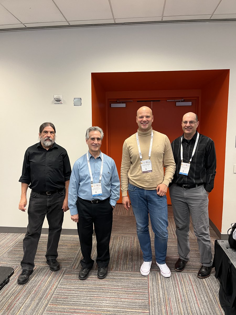 CoreWillSoft's tweet photo. As a starting point to embark on a USA market, #CoreWillSoft picked an ISC East event in a wonderful New York City.
The company CEO Ivan Kravchenko took part in a SIA professional training for OSDP.
#wiegand #OSDP #SIA #ISCEAST #electronicaccesscontrol https://t.co/UD5ccszgyB