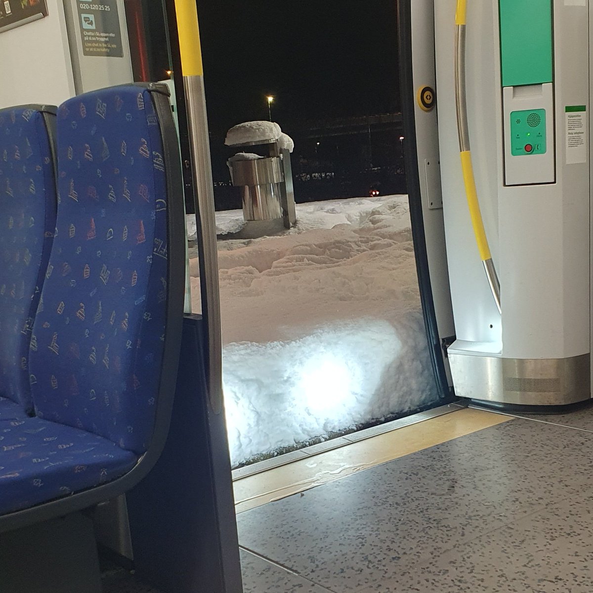 KSJansson's tweet photo. @LisaJAndersson Är du jag? https://t.co/tHmKusHlDP