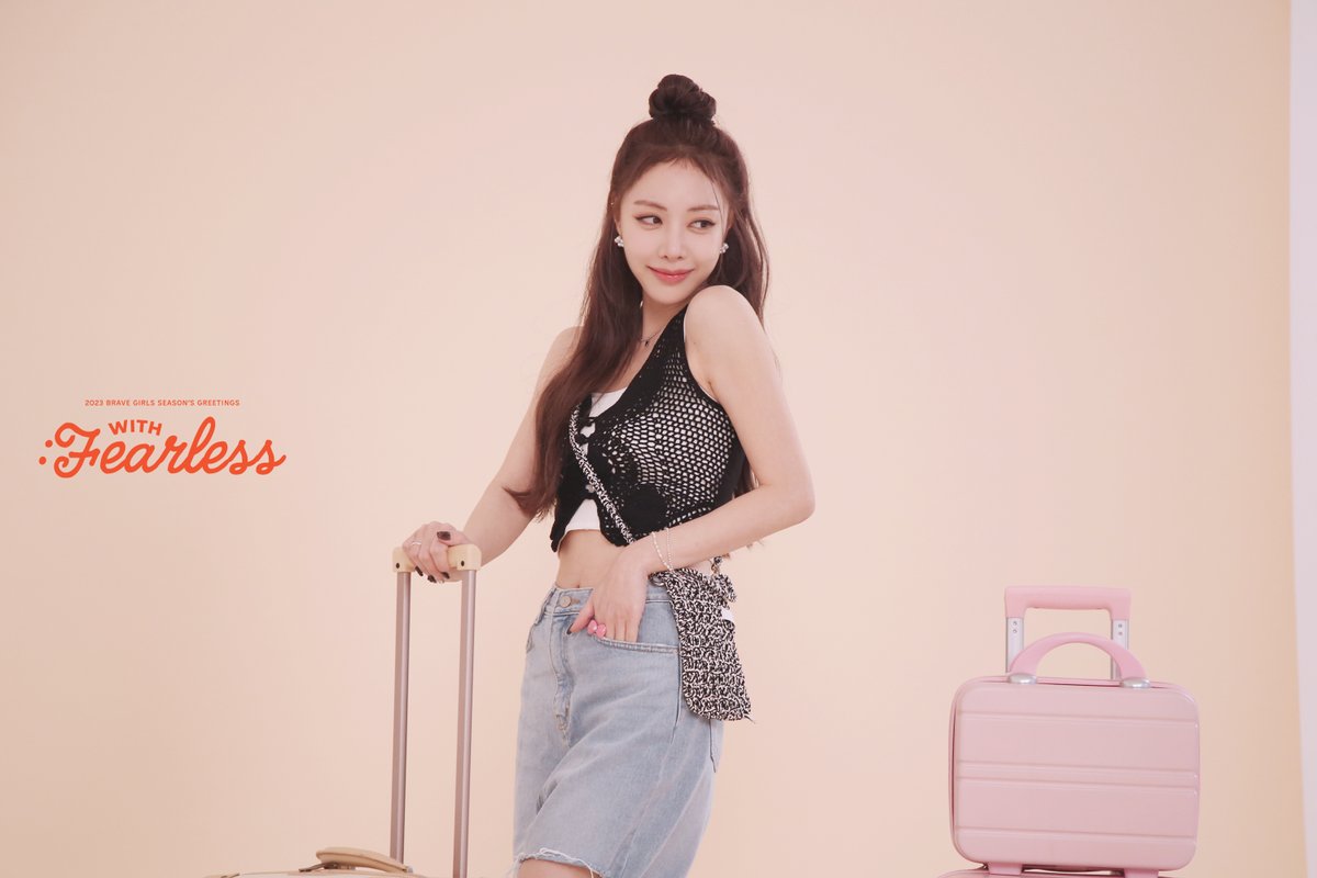ETWTeamPH's tweet photo. YUJEONG  &amp; EUNJI ❤️❤️

"BRAVE GIRLS 2023 SEASON'S GREETINGS
[𝑾𝑰𝑻𝑯: 𝑭𝒆𝒂𝒓𝒍𝒆𝒔𝒔]

𝙋𝙍𝙀-𝙊𝙍𝘿𝙀𝙍 𝗗-𝟭
🗓 11.23 11:59 PM (KST)
🔗 https://t.co/fmQFWoW62L"

Twitter Update 11222022

#BraveGirls #브레이브걸스 
#유정 #YUJEONG #은지 #EUNJI
#WITH_Fearless https://t.co/9XQ767Fdec