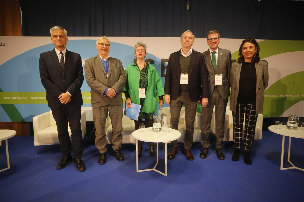 gorka__urtaran's tweet photo. 💚Un año más, #VitoriaGasteiz ha tenido un papel destacado en el @info_conama 
🗣️Misión Europea de Neutralidad Climática, Agenda 2030
🤝 He podido compartir charla con otros alcaldes como @joanribo , de Valencia. Una ciudad que se nos une al club de las #GreenCapital https://t.co/YUQNqdQkxa