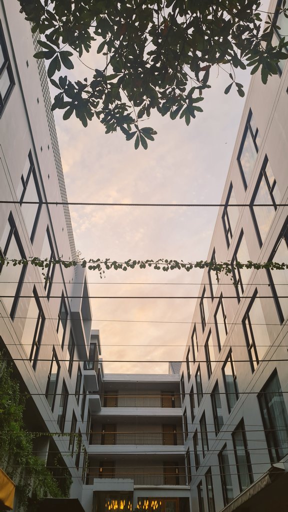 Oldmn1's tweet photo. Somewhere only we know
#fwbกรุงเทพ #fwbกทม https://t.co/JSOrZFEzVZ