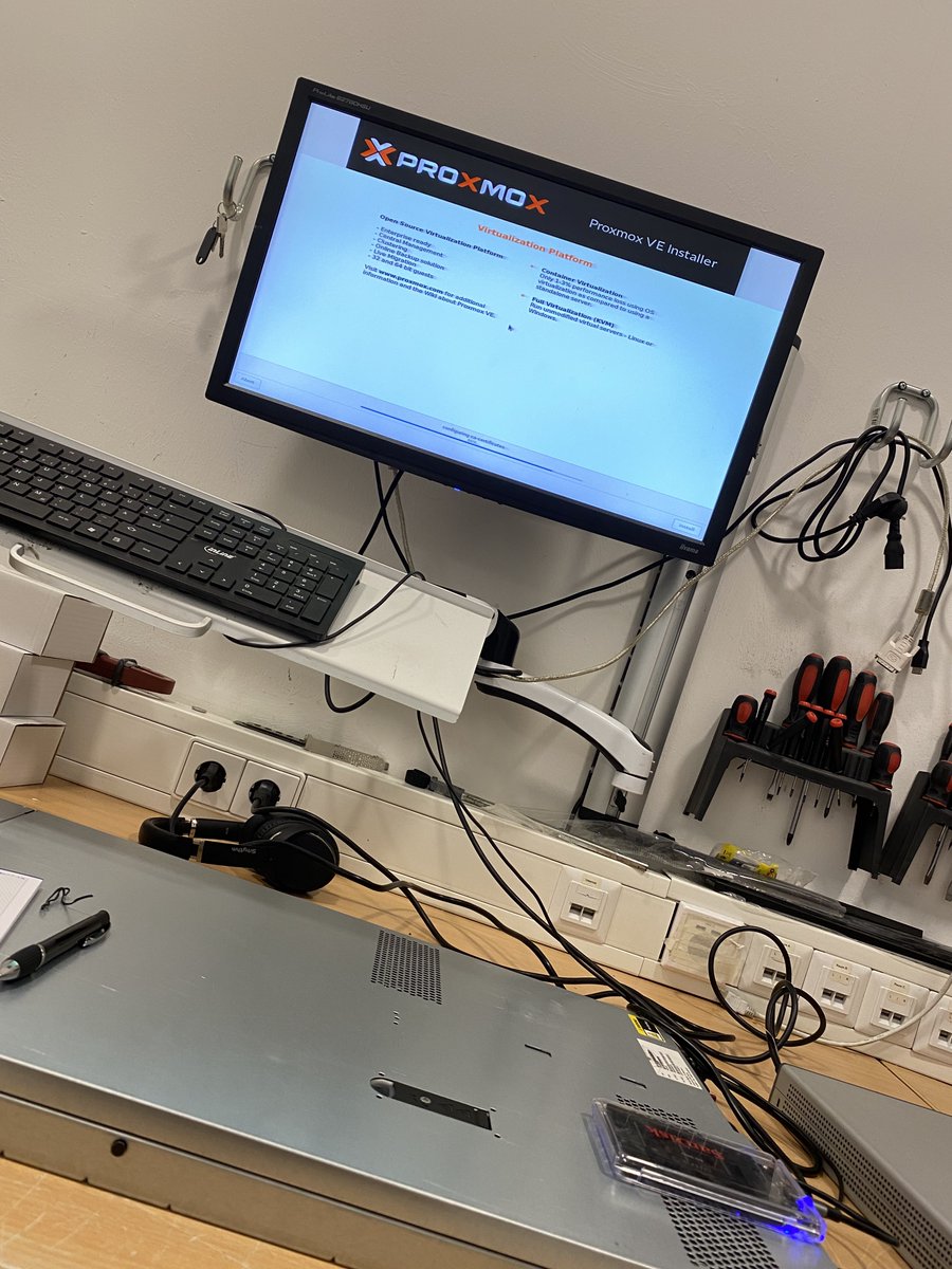 Clusternode.net tweet media