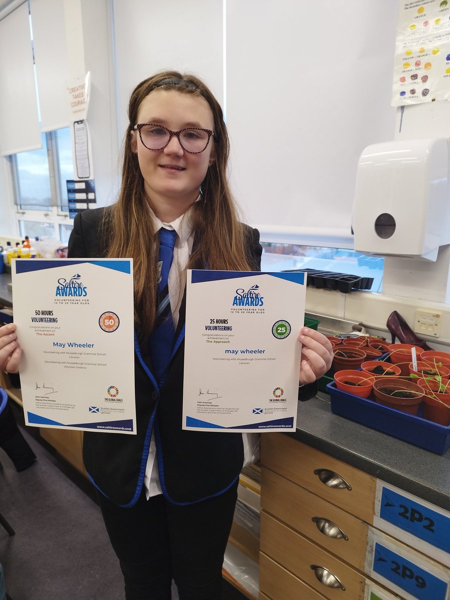 Well done to May for achieving her 50hr Saltire award for gardening and library support work 👏👏👏 #mgssuccess #mgsonline