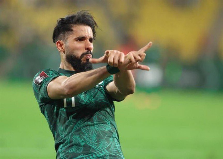 #الشهري يسجل و #العمري ينقذ 
تخيل لو معهم واحد #أسمري وواحد #أحمري 
قسم إن نجيب #كأس_العالم_قطر_2022 
#رجال_الحجر المحزم المليان👌😂
#أمزح♥️🇸🇦♥️