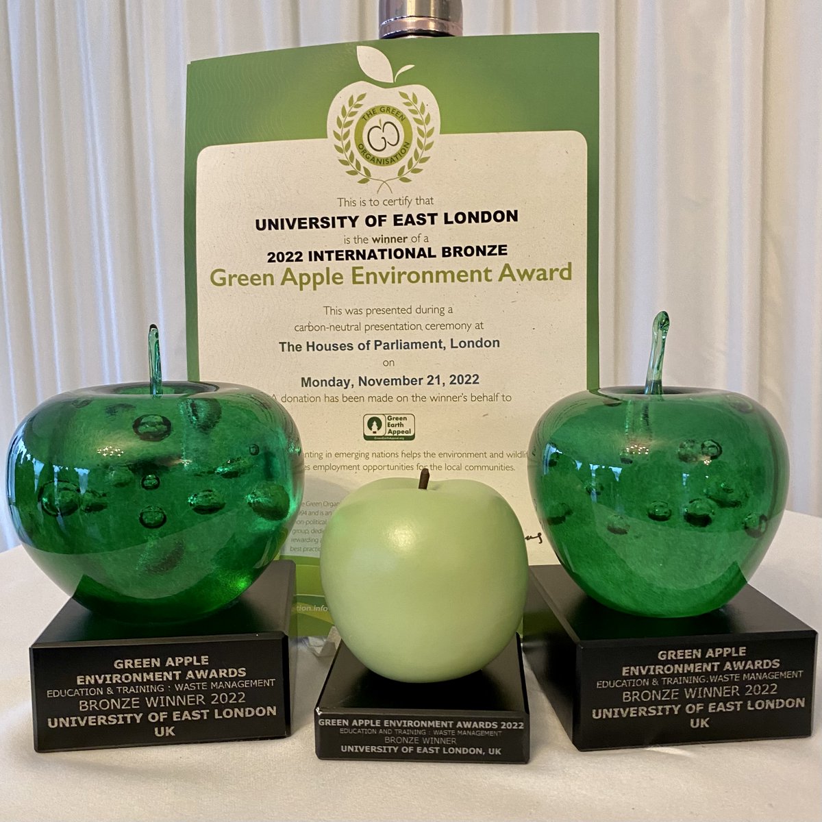 Yesterday, our 'Rubbish Christmas Game' scooped a bronze Green Apple Environment Award in the category of Education and Training: Waste Management.

Read more here: uel.ac.uk/about-uel/news… @TheGreenOrg #Sustainability #UELSustainability