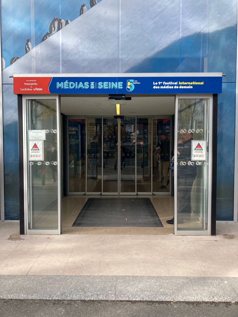 HLocalMediaClub's tweet photo. Nous sommes à @MediasEnSeine ! Faites-nous signe pour nous rencontrer #mes5 https://t.co/Qt711IW9ti