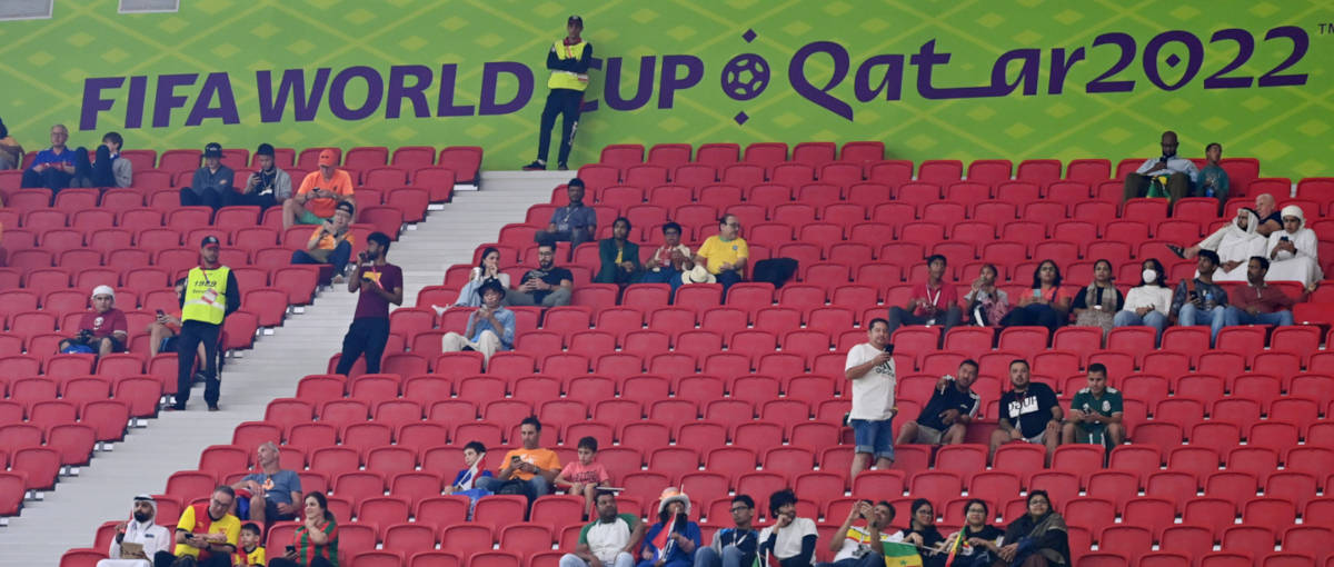 Das Publikum hat entschieden: Am Montag erreichte kein WM-Fußballspiel auch nur annähernd fünf Millionen Fans. Ganz offensichtlich haben sich tatsächlich Millionen für einen Boykott entschieden. Abends lag sogar eine Krimi-Wiederholung vorne. dwdl.de/zahlenzentrale…