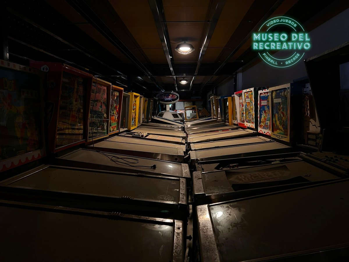 MuseoRecreativo's tweet photo. Las zonas "secretas" del #Area51 esconden secretos. Ya hemos hablado con Indiana Jones para que visite nuestro templo 😉
#MuseoDelRecreativo #Area51 #BaseSecreta #Templooculto #Museo #arcade #Pinball #Recreativas https://t.co/ImXK1MIfu1