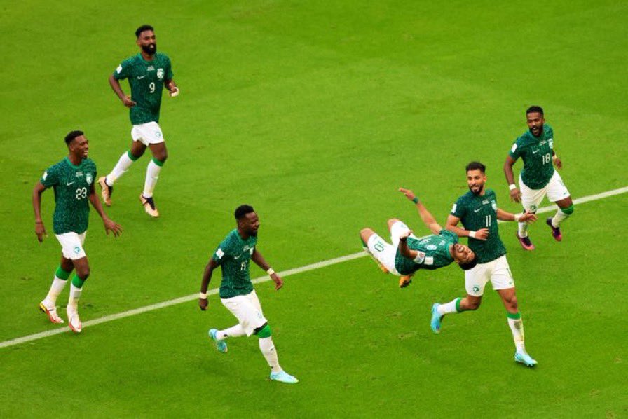 1bulldozer_'s tweet photo. The best nation in the WORLD🇸🇦💚💚. 
#WorldCup2022 https://t.co/UIVBT4TgR7