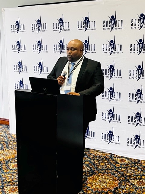 sasseta1's tweet photo. Proceedings underway at the 2022 SASSETA AGM in Irene. CEO giving an overview of the SASSETA performance. #2022SASSETAAGM https://t.co/yghkoLcYqj