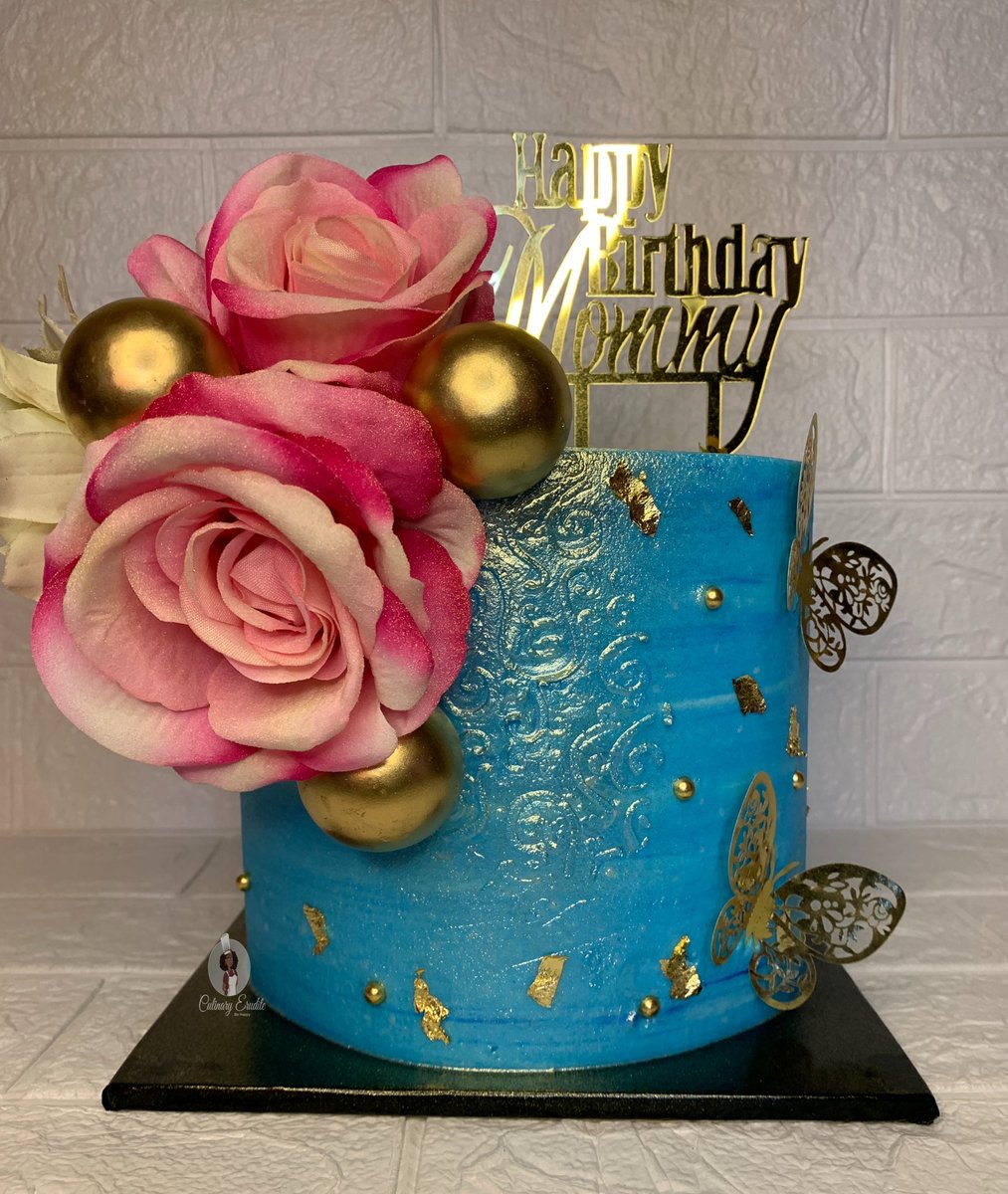 udieerudite's tweet photo. Because our mums deserve to be celebrated with beautiful things along side beautiful cakes ❤️

Need a cake in Ibadan?

We’ve got you😊

Order link on my bio

IG @CulinaryErudite https://t.co/baauVTDGS5