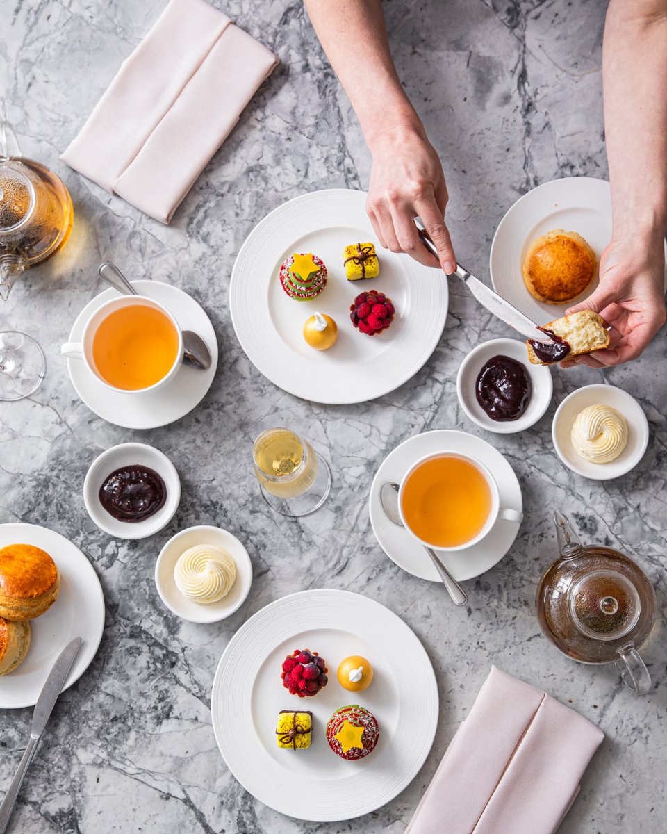 The Festive season is about to begin. Guests can imbibe on festive-inspired sweets from Head Pastry Chef Quentin Zerr, such as the lemon ornament, pear Christmas tree and passionfruit present, all carefully hand-crafted.

#FSFestive #FestiveHighTea #FShightea #FSafternoontea