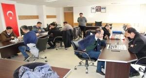 simavhalkegitim's tweet photo. 24 Kasım Öğretmen Günü dolayısıyla kurumumuz tarafından öğretmenler arası satranç turnuvası düzenlendi. @halilaktay35 @BasyigitHasann https://t.co/subTORaD92