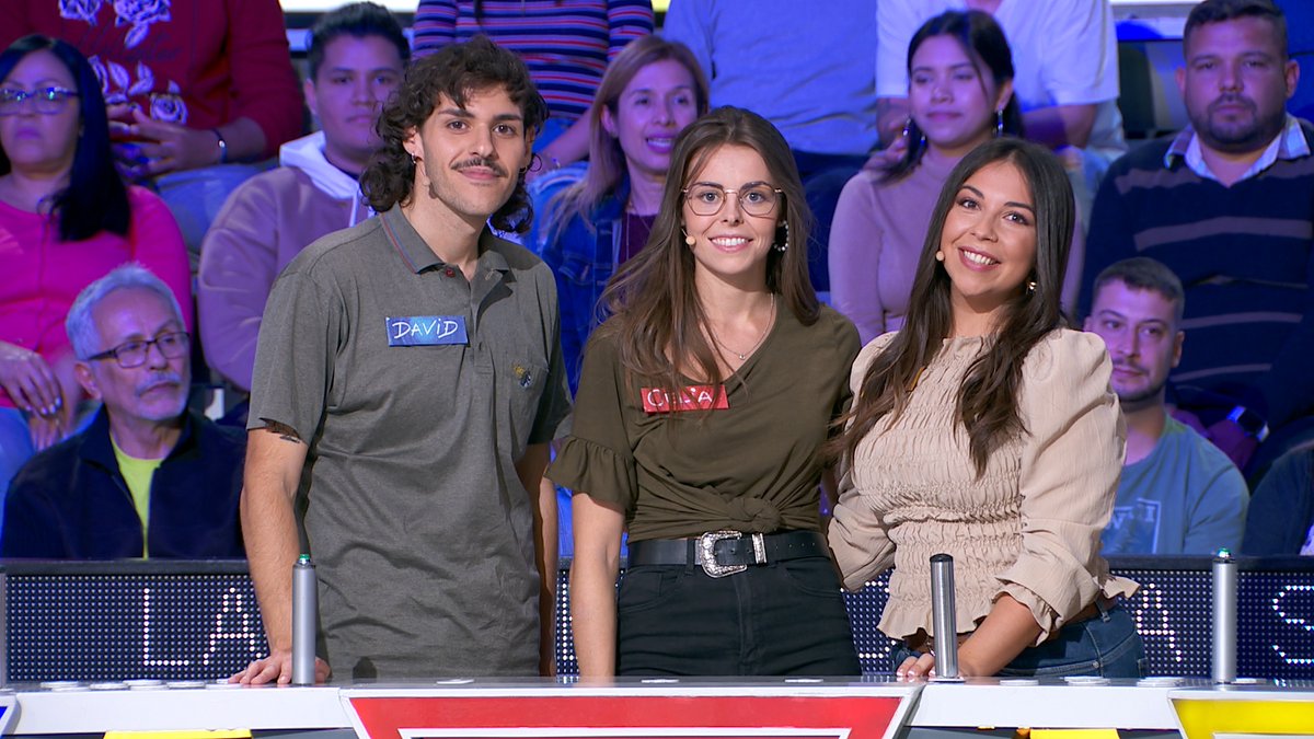 LaRuletaSuerte's tweet photo. ¡Hola a todos! Os presentamos a David, Celia y Andrea, los tres concursantes de hoy en #LaRuletaDeLaSuerte. 

¡Que vaya muy bien! 🥰

👉https://t.co/c4hQFsyHJZ https://t.co/sO2tNuzIbM