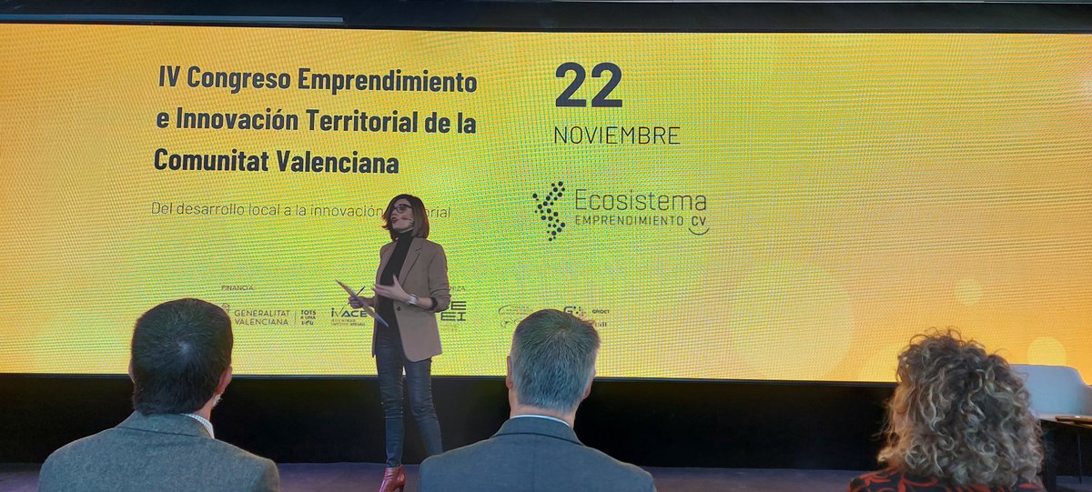divaladl's tweet photo. Arranca el IV congrés #empreniment i #innovació #territorial de la #comunitatvalenciana a @lamarinadevlc de la ma de @ceeivalencia @CEEICastellon @ceeielche @GVAivace @adlypse i #gridet de @iidlValencia #xarxaadl https://t.co/R2vNLbJzqz