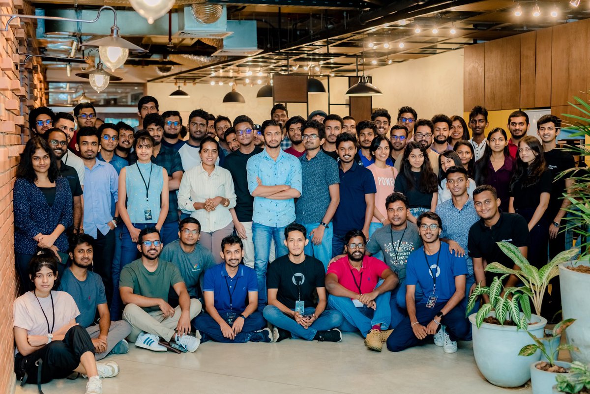 iamSafnaj's tweet photo. Had a house full of participants. Glad that everyone enjoyed and learned something ❤️💥
@GitHubEducation @github #GitHubUniverse #GitHubCommunitySL #SriLanka https://t.co/tkAuPAgeH9