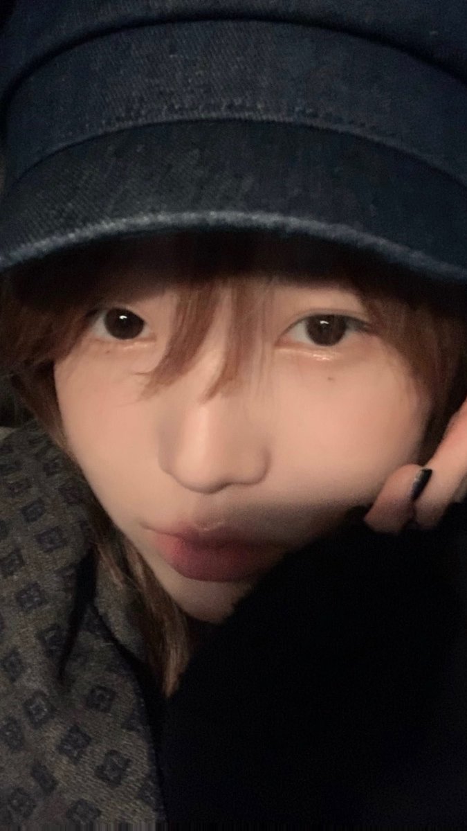 Beni görün istedim😔