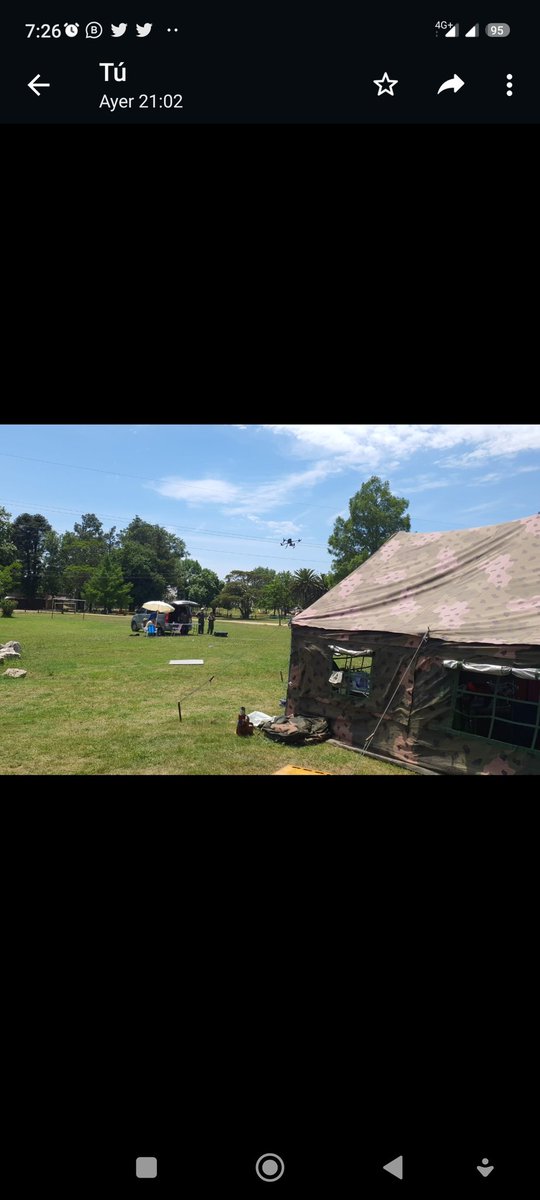 ucre_uruguay2's tweet photo. El fin de semana del 19/20,se realizaron 2 jornadas de capacitación con distintos ramas de asitencia en emergencias donde participaron personal de
Ingenieros 4 , helicópteros 5 rescate , fuerza aérea sensores remotos @DNPCaminera y personal de ASSE https://t.co/rKP18uAPi4