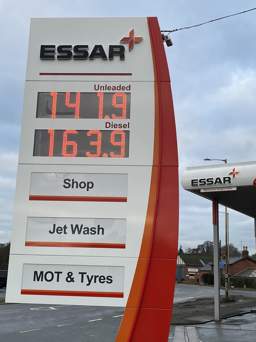 DAROBERTSFUELS's tweet photo. #petrolprice #DieselPrice @DAROBERTSFUELS https://t.co/hrF8ZnDZ5v