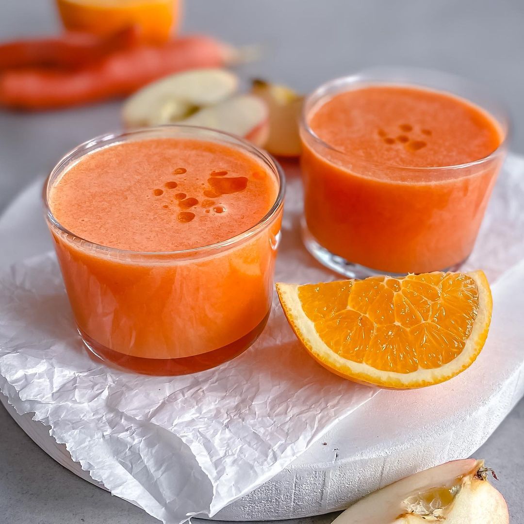 GKuvings's tweet photo. ๐ฅญ๐ACE-Saft ๐ฅ๐
Der ACE Saft ist echter Vitamin-Booster!๐งก
Um gesund durch den Winter zu kommen, braucht man Vitamine. ๐ช๐ช๐ช
๐ธ und Rezept @christine_goldenemitte
#kuvingsentsafter #kuvingsjuicer #kuvingsdeutschland #kuvingsgermany #slowjuicing #slowjuicer #REVO830 #EVO820 https://t.co/bANi7gVs7a