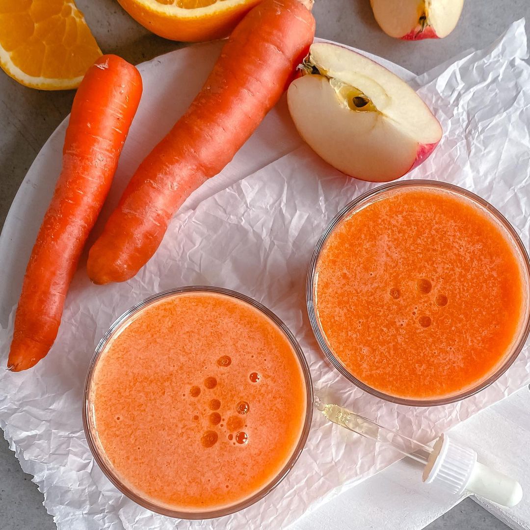 GKuvings's tweet photo. ๐ฅญ๐ACE-Saft ๐ฅ๐
Der ACE Saft ist echter Vitamin-Booster!๐งก
Um gesund durch den Winter zu kommen, braucht man Vitamine. ๐ช๐ช๐ช
๐ธ und Rezept @christine_goldenemitte
#kuvingsentsafter #kuvingsjuicer #kuvingsdeutschland #kuvingsgermany #slowjuicing #slowjuicer #REVO830 #EVO820 https://t.co/bANi7gVs7a