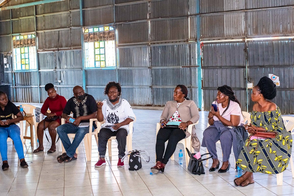 Badili_A's tweet photo. Over the years Badili Africa remains passionate and committed towards providing platforms for young women and #Chamawomen in urban informal settlements through hosting powerful women from different spheres of influence in civic dialogues, this helps the women learn, interact and https://t.co/L1lG5PNDJe