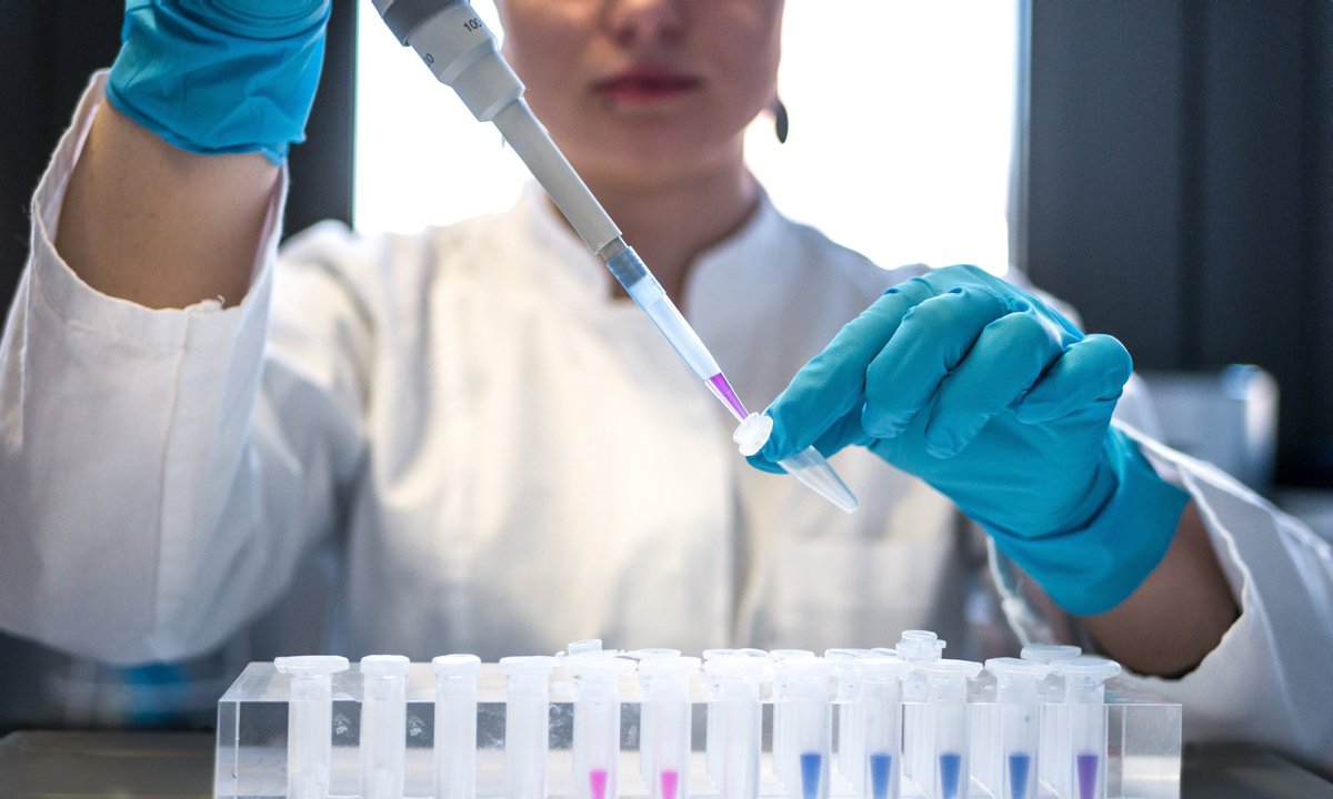 What clients say about us — @Arctoris
Our coaching support has enabled Oxford-based Arctoris in revolutionising drug discovery.
Click below for their feedback on how help with strategy by @RoopeAaltonenOX has helped the company.
<a href="/innovateuk/">Innovate UK</a> <a href="/OI_Advice/">Oxford Innovation Advice</a>
linkedin.com/pulse/what-cli…