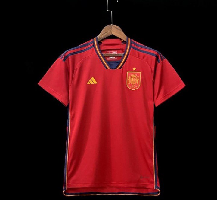 ElMagoBotas_'s tweet photo. 🚨🇪🇸SORTEO EXPRESS 🇪🇸🚨

Si España le gana mañana a Costa Rica y marca gol Morata sorteamos una camiseta a elección del ganador entre todos los que:

1. Den RT y FAV a este tuit y
2. Sigan a @todocamisetas__ y @ElMagoBotas_ 

Sorteo al acabar el encuentro. https://t.co/2ymHF960bH