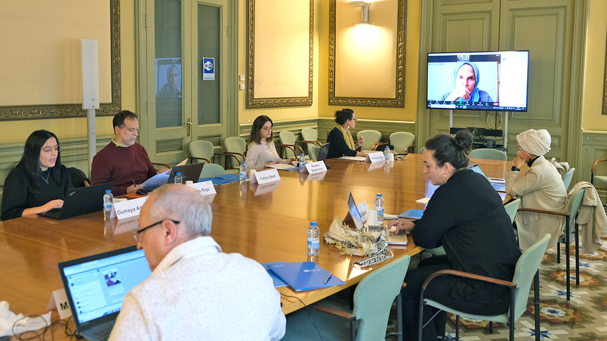 IEMed_'s tweet photo. The 2-day "Ideas and Coalition Hub" of the EU-funded project #MAGIC has been a catalyser of energies and synergies. An occasion to meet face-to-face in #BCN with partners &amp; associations, join discussions and trainings and push forward a coalition to prevent gender #Islamophobia. https://t.co/SC21akXh7T