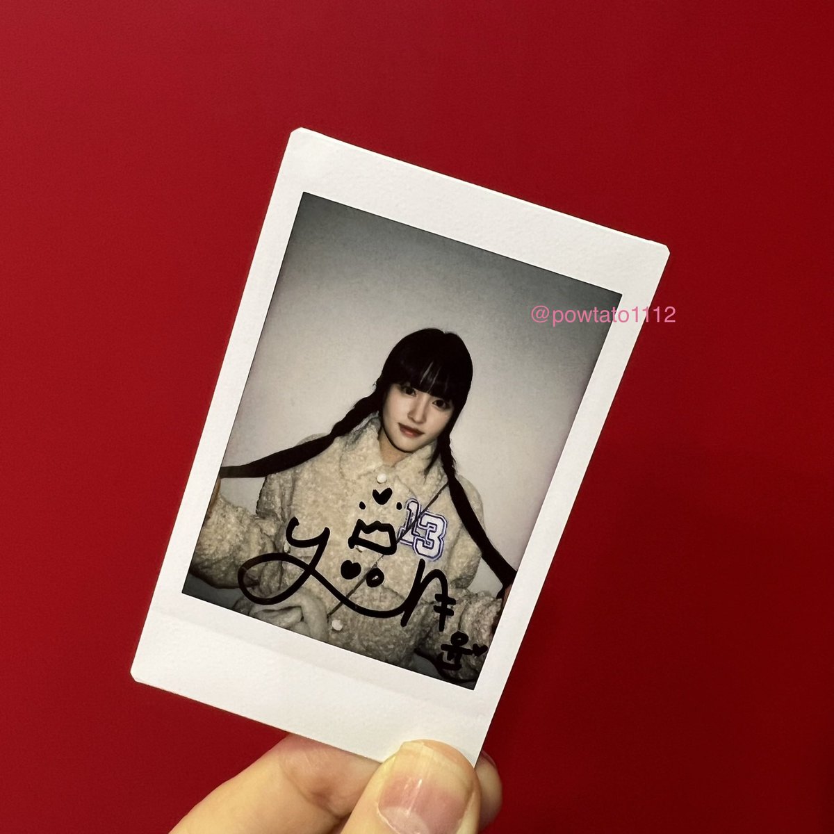 powtato1112's tweet photo. POPPY 타워레코드..A상 사인폴라 되어 버린 것이에요.....😭😭😭자윤아 사랑해요ㅠㅠㅠㅠ https://t.co/p7pMSbqPbq