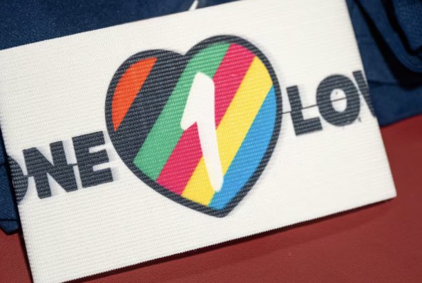 Keven_Bader's tweet image. ‼️Rewe, en av Tysklands största matbutiker &amp;amp; även en av 🇩🇪förbundets huvudsponsorer, avbryter enligt Der Spiegel samarbetet med det 🇩🇪förbundet efter gårdagens beslut att inte bära ”One Love”-bindeln i VM. 

[Källa: Der Spiegel]