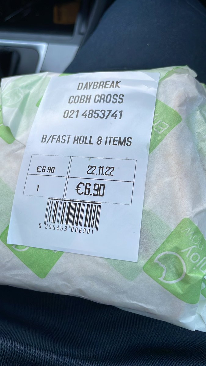 alanomahony's tweet photo. @Pat_Shortt you know the country’s fucked when a fella gets charged nearly €7 for 2 rashers,2 sausages, 2 hash browns, 2 pudding one black one white. Sort this mess out please https://t.co/CRqFpOtpvu