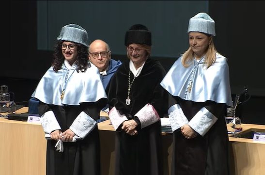UJIuniversitat's tweet photo. És el moment de la investidura de nous doctors i doctores. La Secretària General crida a l'estudiantat que ha finalitzat els seus estudis i investigacions en els cursos 19-20 i 20-21. Enhorabona! #SomUJI https://t.co/YSRXp8z8MI