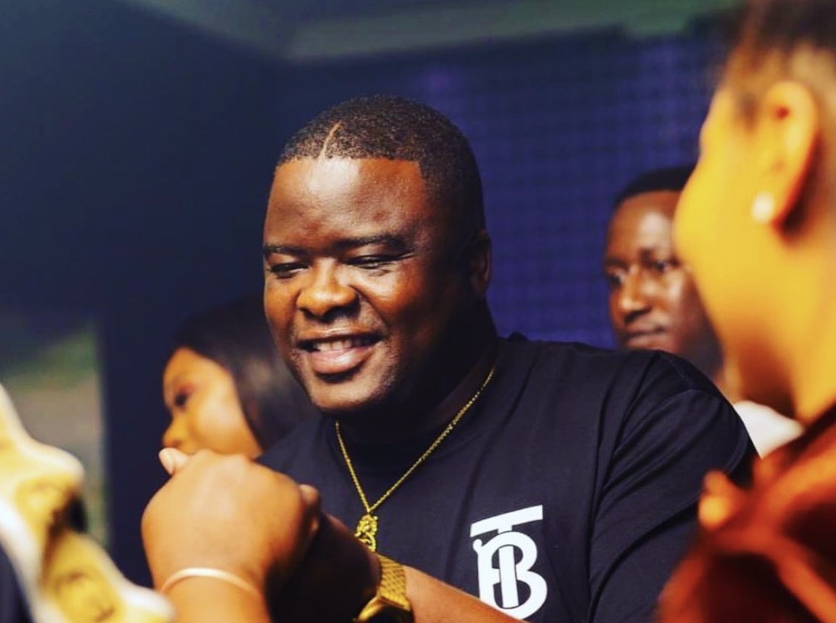 designers_walk's tweet photo. Every success story is a tale of constant adaption, revision and change.
DJ Sumbody's music and businesses are still legacies that live on.
#RIPDJSumbody #RIPSBU https://t.co/YwN60mOPHL