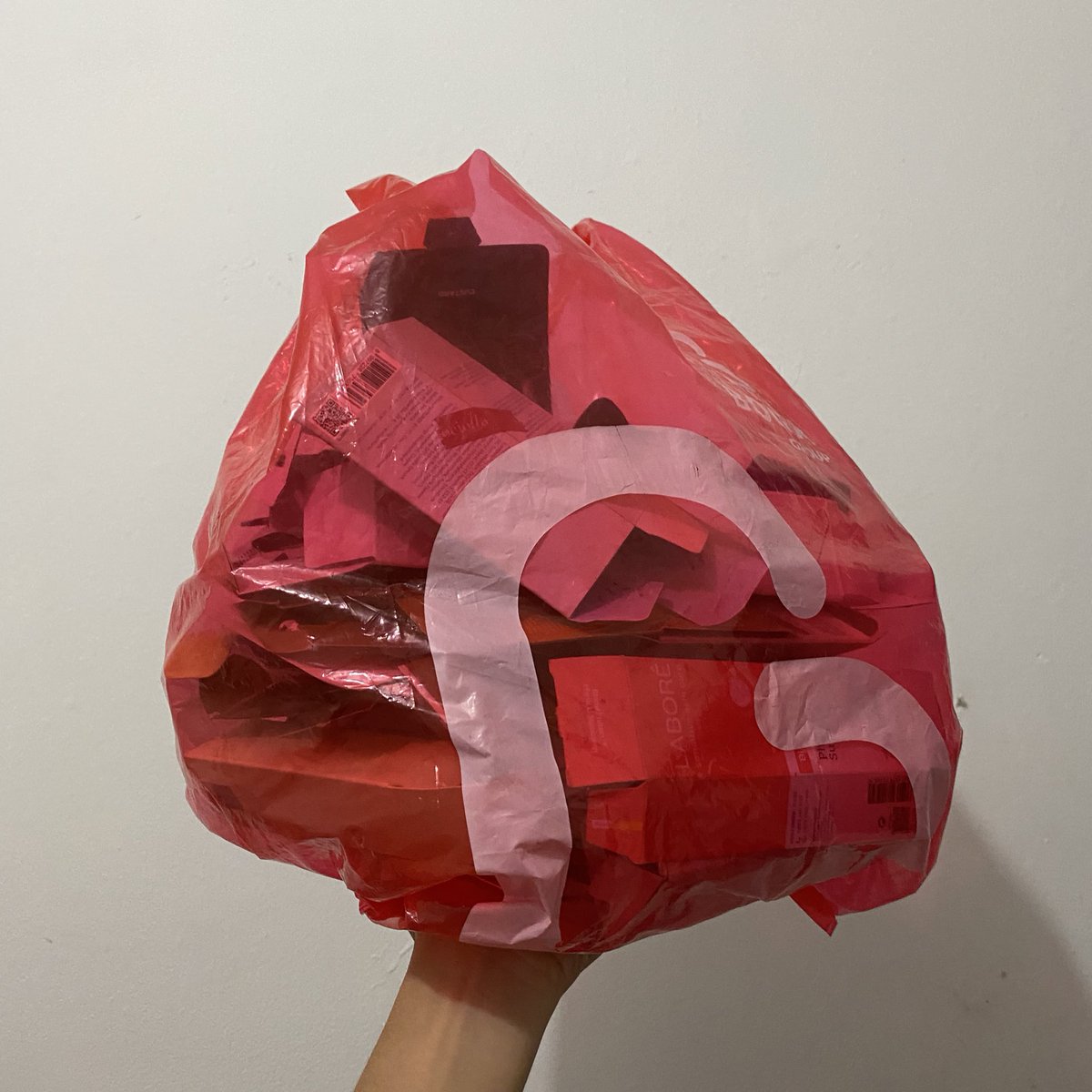 la_lalijah's tweet photo. Box skincare menumpuk? Kirim aza ke waste4change 🥰 Sekalian aku spill cara terbarunya yaa☺️ https://t.co/iI5MIMN29U
