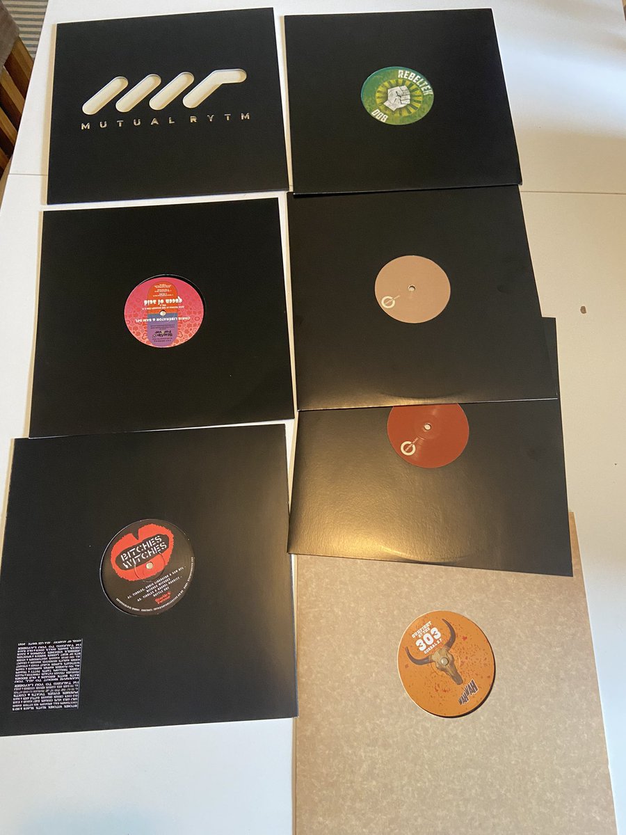 BacklashLord's tweet image. New records just arrived from @stay_up_forever feat @GanezLeTerrible @djsterlingmoss @Chontane, Cris Liberator &amp;amp; Sam DFL, Tiddles, Dynamo City, Rats On Acid and The Geezer!! Big sounds made for the Big Rigs💪🏴‍☠️
