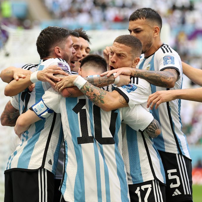 🤩Start of the competition #WorldCup 
🇸🇦🇦🇷
Their emotions are running high
 #SaudiArabia and  #Argentina