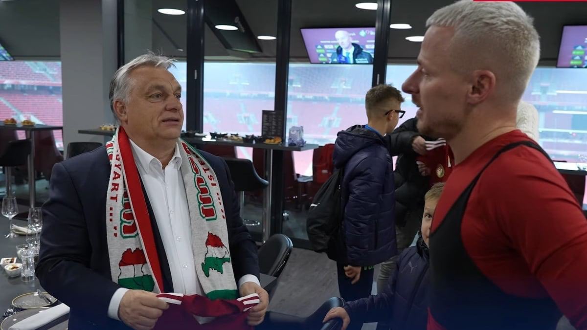 NEXTA on Twitter: "Hungarian Prime Minister Viktor Orban appeared in public  with a scarf depicting a map of "Greater Hungary". This map includes the  current territories of Austria, Slovakia, Romania, Croatia, Serbia