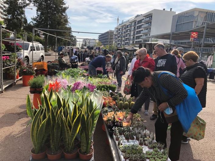 ComercBDN's tweet photo. Dimarts d'encants a la rambla de Gorg. Aprofiteu que els @marxantsBDN us tenen una infinitat de productes a punt! 😉
#Badalona #encantsbdn #femproximitatbdn #comercbdn https://t.co/pRRgFZz9wP