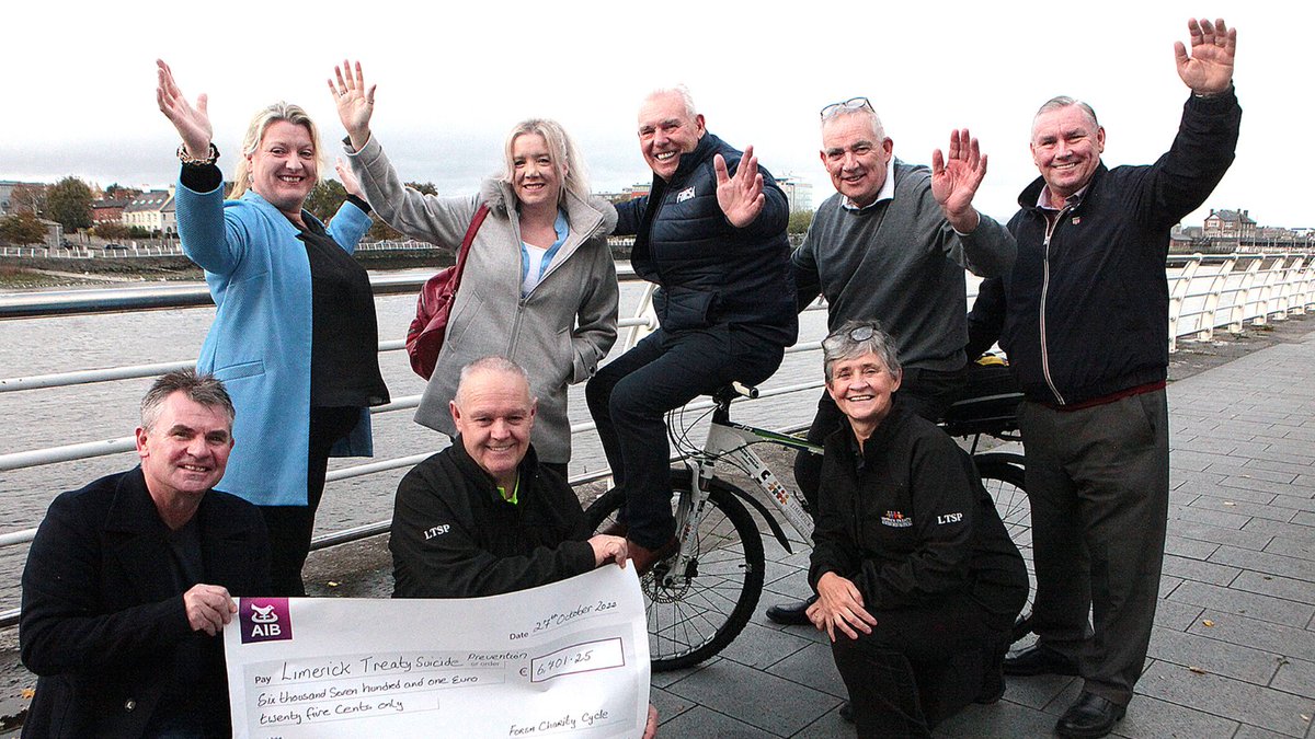 forsa_union_ie's tweet photo. 👏🏿👏🏽👏🏻Well done to our activists and staff on their charity cycle, who've yet again raised vital funds for mental health orgs

Our Limerick Health &amp; Welfare branch presented €6700 to Limerick Treaty Suicide Prevention. Shout out to organisers Éamonn Donnelly &amp; Dessie Robinson! https://t.co/MOUHnqqvTg